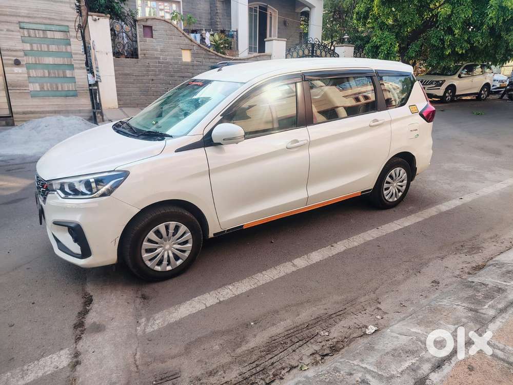 Maruti Suzuki Ertiga 2022-2023 Vxi Cng, 2023, Cng & Hybrids