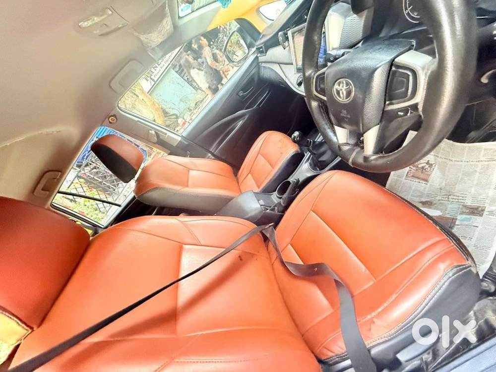Toyota Innova Crysta [2020-ongoing] 2.7 Gx Mt 7 Str, 2022, Diesel