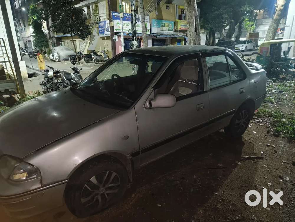 Maruti Suzuki Esteem Vxi 2006