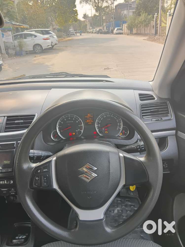Maruti Suzuki Swift 1.3 Zxi, 2014, Petrol