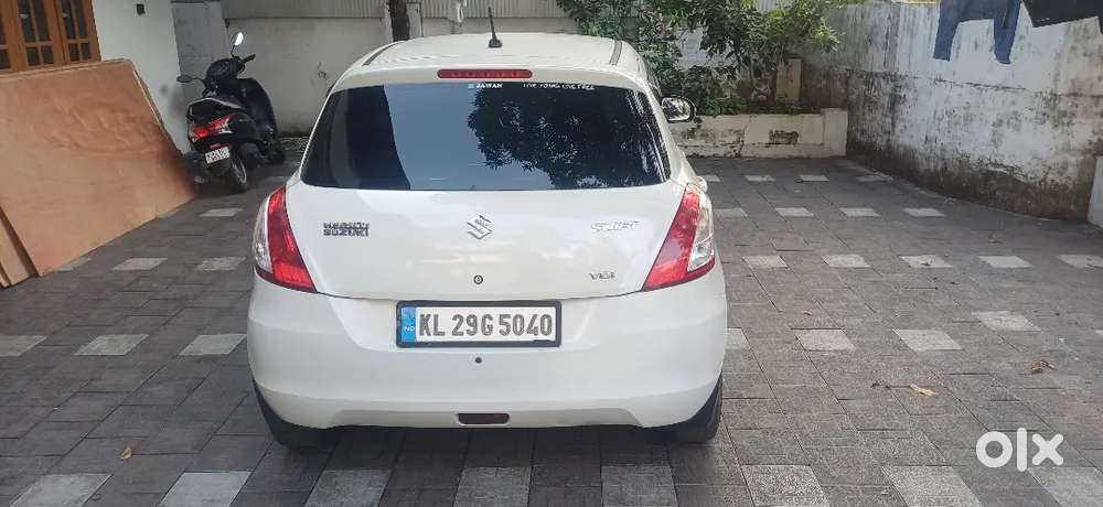 Maruti Suzuki Swift 2013 Diesel 94000 Km Driven