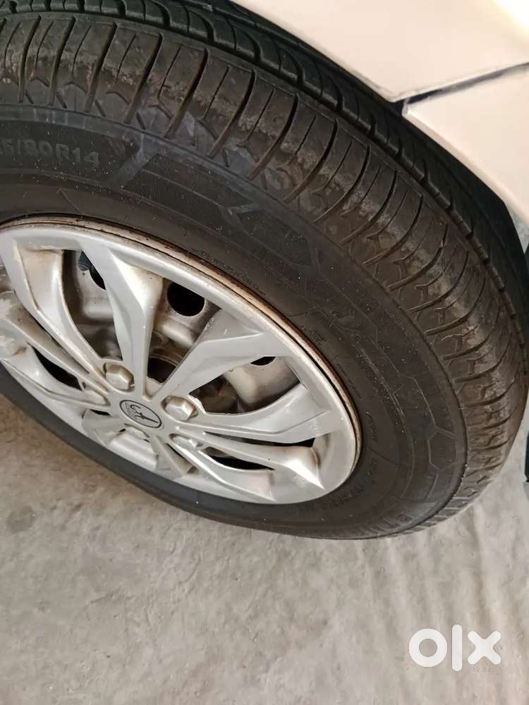 Maruti Suzuki Swift Dzire 2015 December