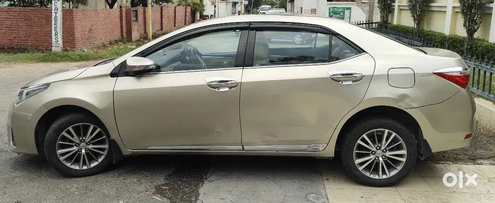 2016 Corolla Altis (less Driven)