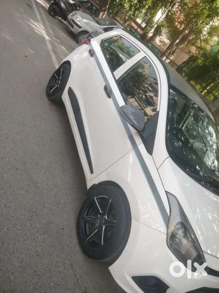 Hyundai Grand I10 2015 Petrol Manual 68000 Km