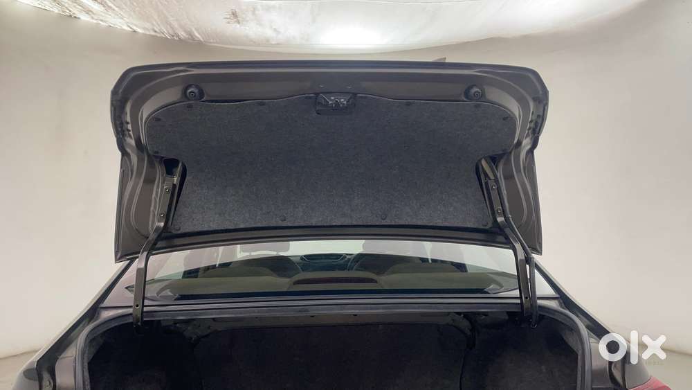 Honda Amaze Vx 1.2 Petrol Cvt, 2022, Petrol