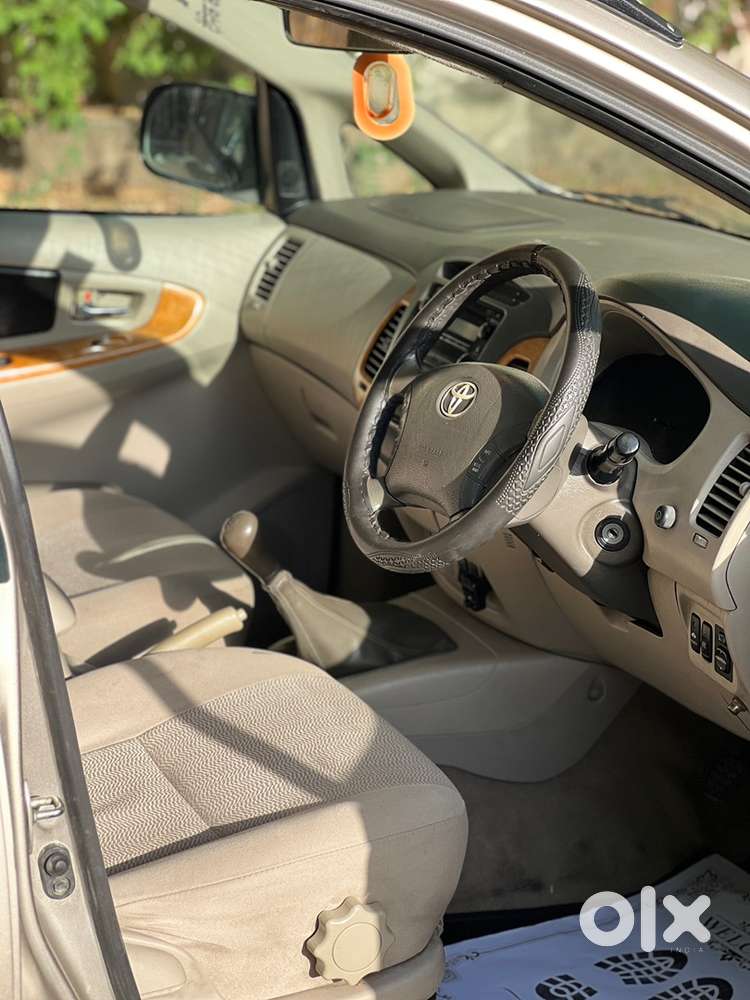 Toyota Innova Well Maintained
