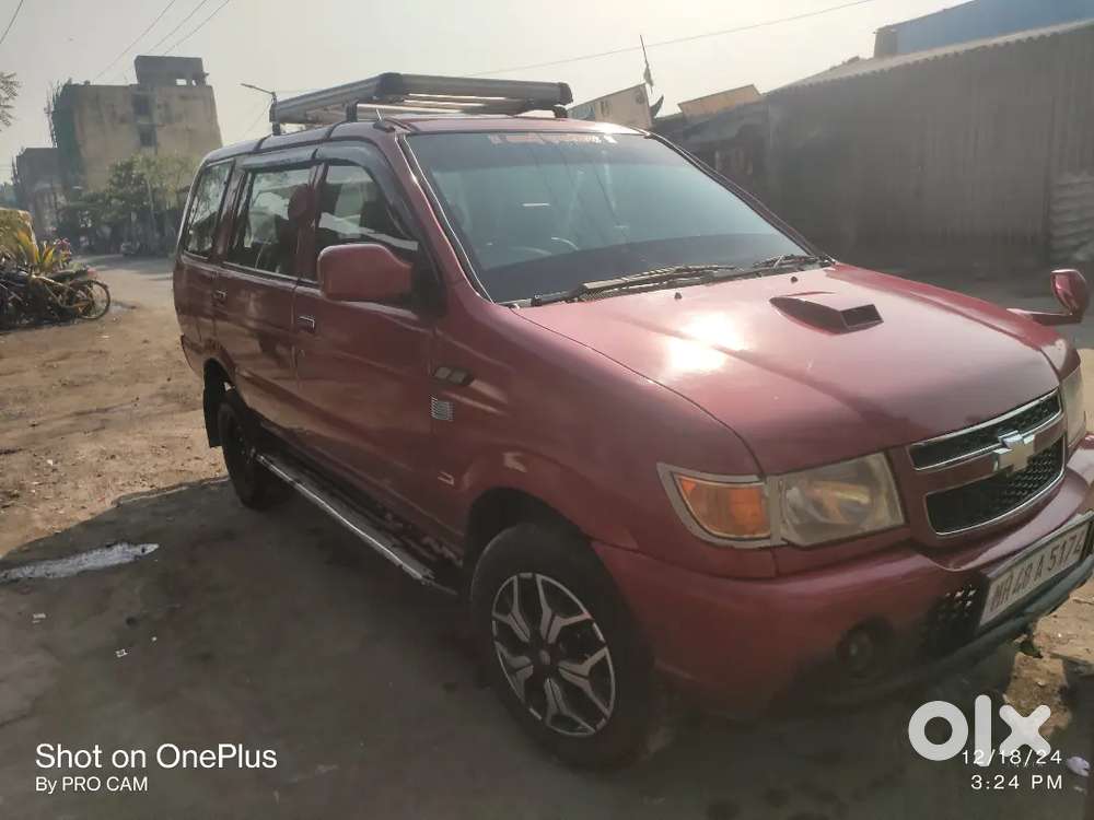 Chevrolet Tavera 2012 Diesel 402000 Km Driven