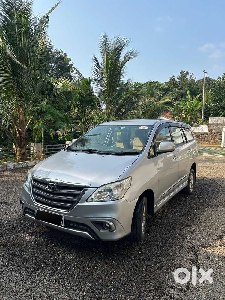 Toyota Innova 2014 Diesel 133000 Km Driven