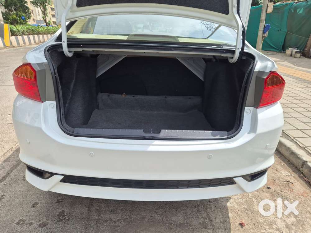 Honda City I-vtec V, 2018, Petrol