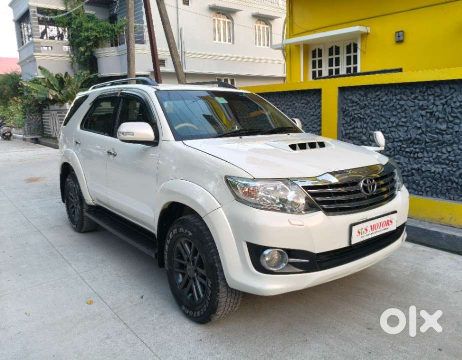 Toyota Fortuner 3.0 4x2 Mt, 2015, Diesel