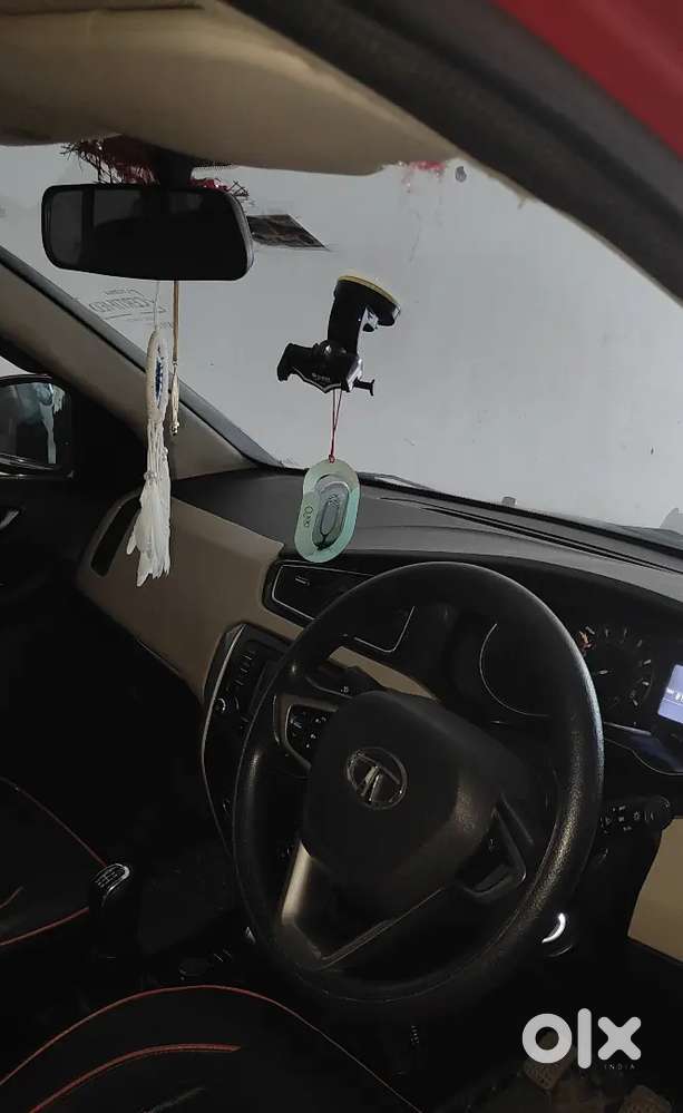 Tata Zest Xt Petrol 2015 (negotiable)