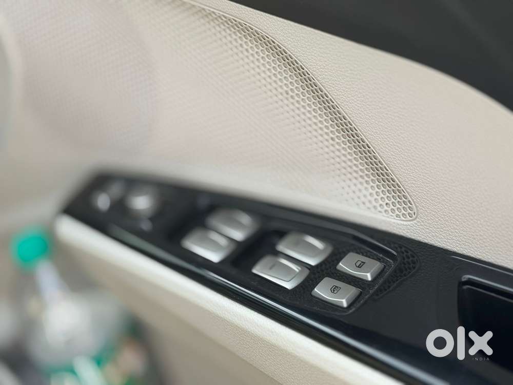 Mahindra Xuv300, 2024, Petrol