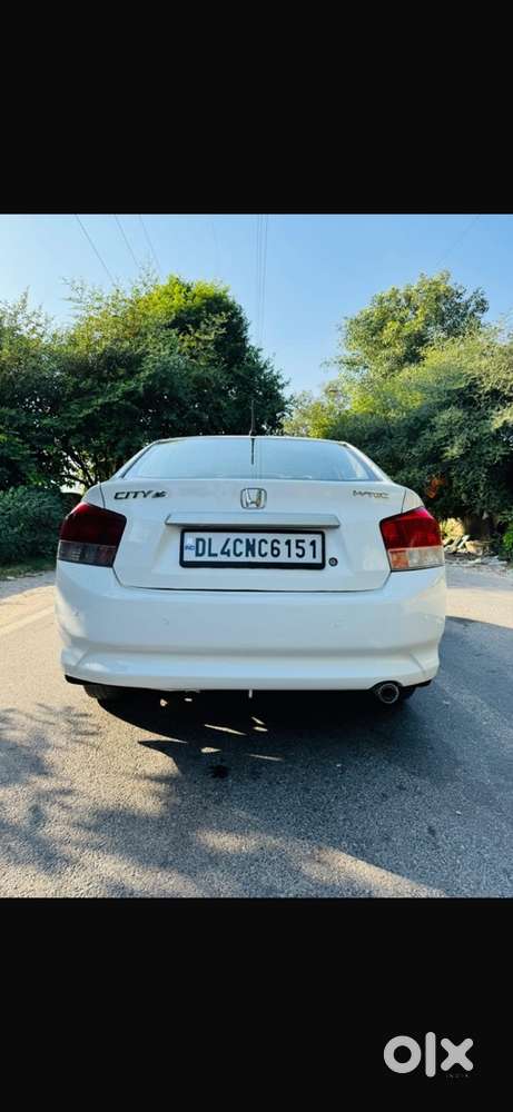 2011 Honda Petrol Automatic 80000 Km Driven