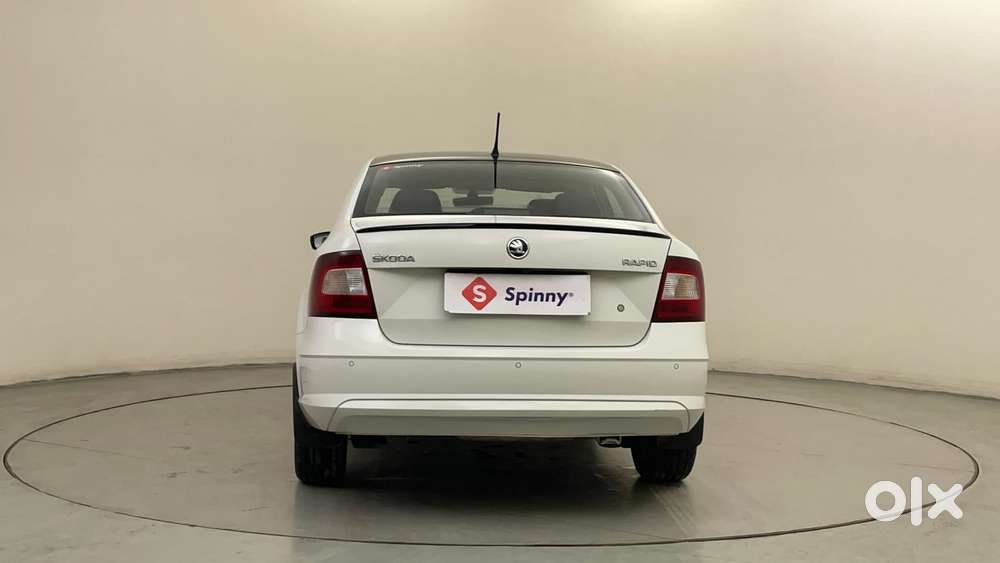 Skoda Rapid 1.6 Mpi At Style, 2019, Petrol