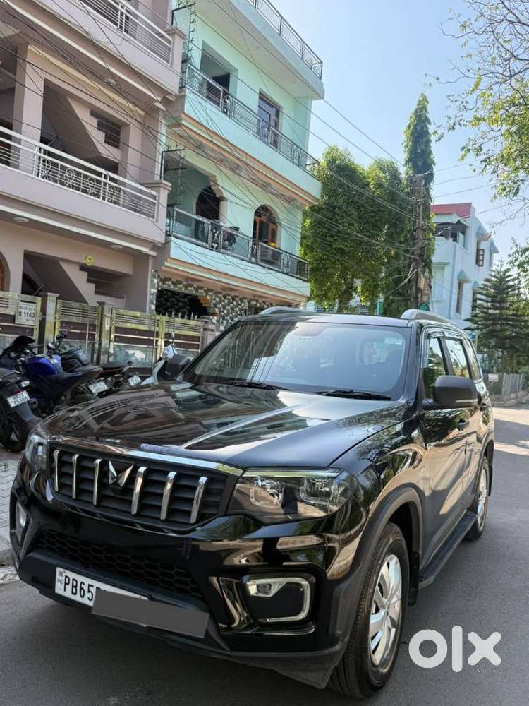 Mahindra Scorpio-n 2.2 Z2 Diesel Mt 7 Str, 2025, Diesel