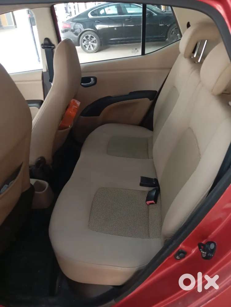 Ihundai 10 Sportz Amautomatic