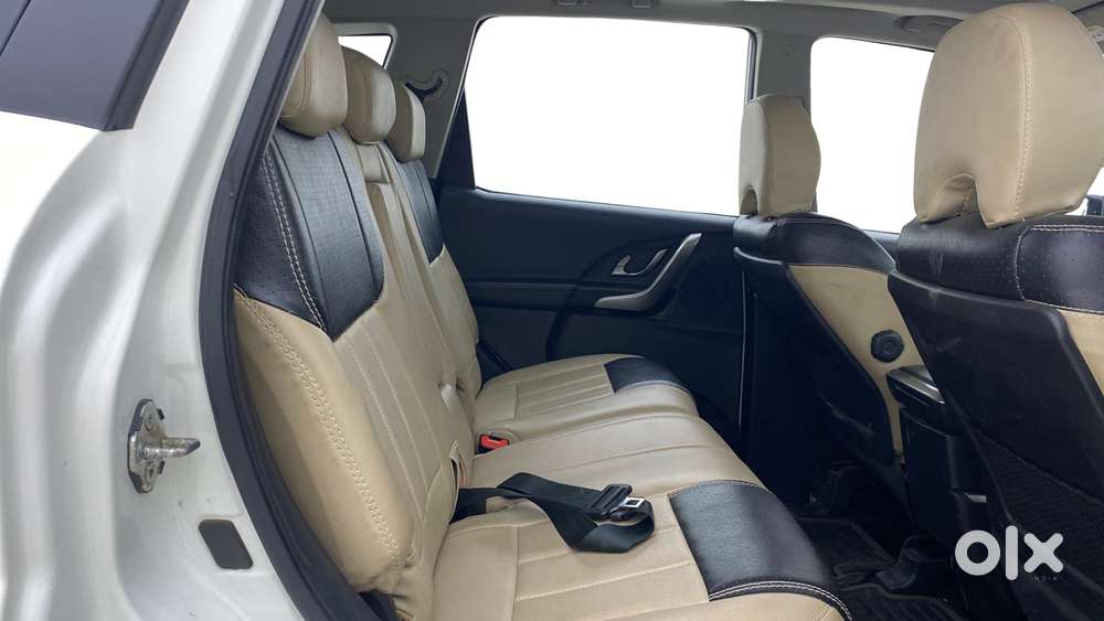 Mahindra Xuv500 W9, 2019, Diesel