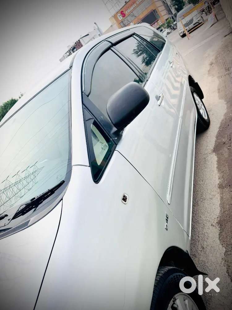 Toyota Innova 2.5 V 2009
