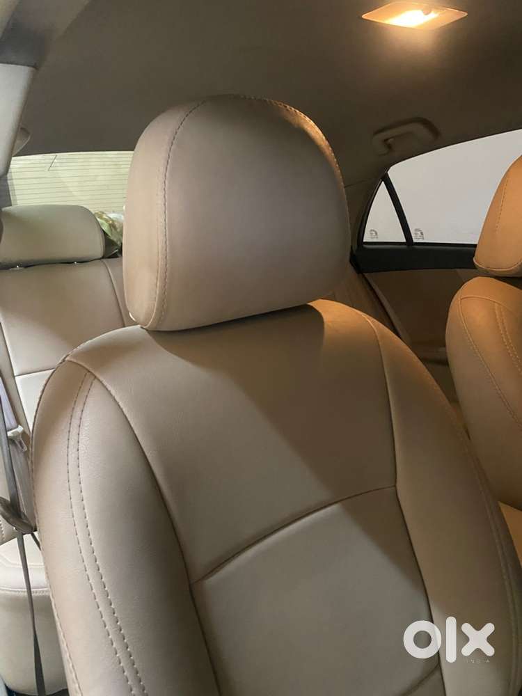 Toyota Corolla Altis Sedan Types Car