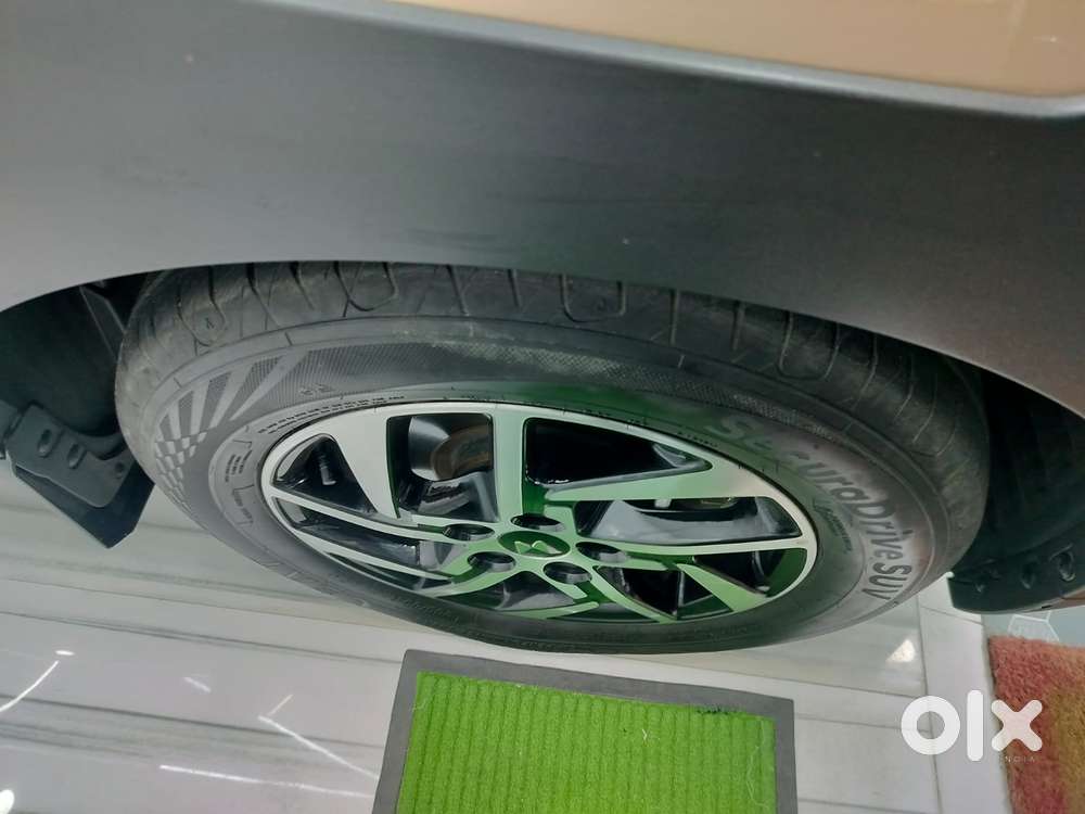 Mahindra Xuv 3xo Ax5 Pm At, 2024, Petrol
