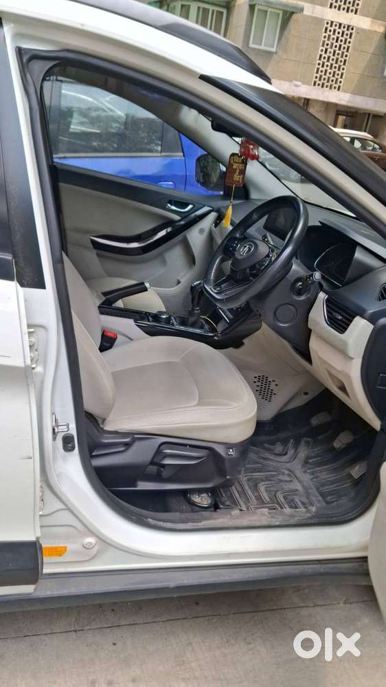 Single-user Maintained Tata Nexon Xz+ Lux (s) 2023  19,500 Km