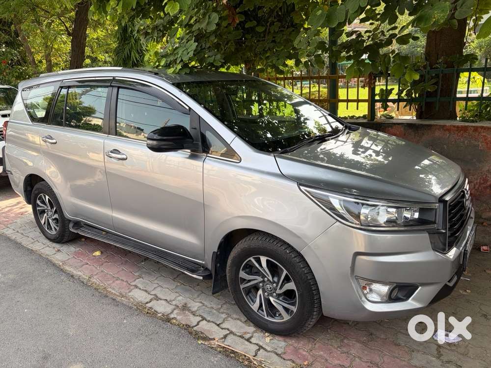 Toyota Innova Crysta 2019
