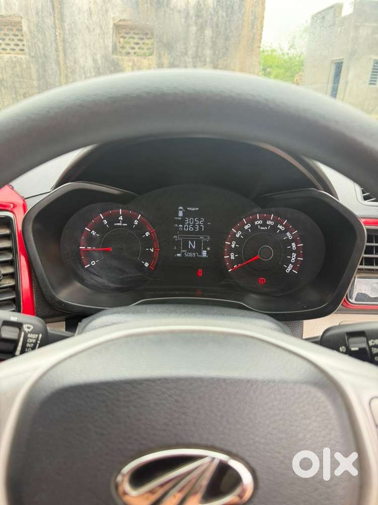 Mahindra Xuv300 Petrol 2021