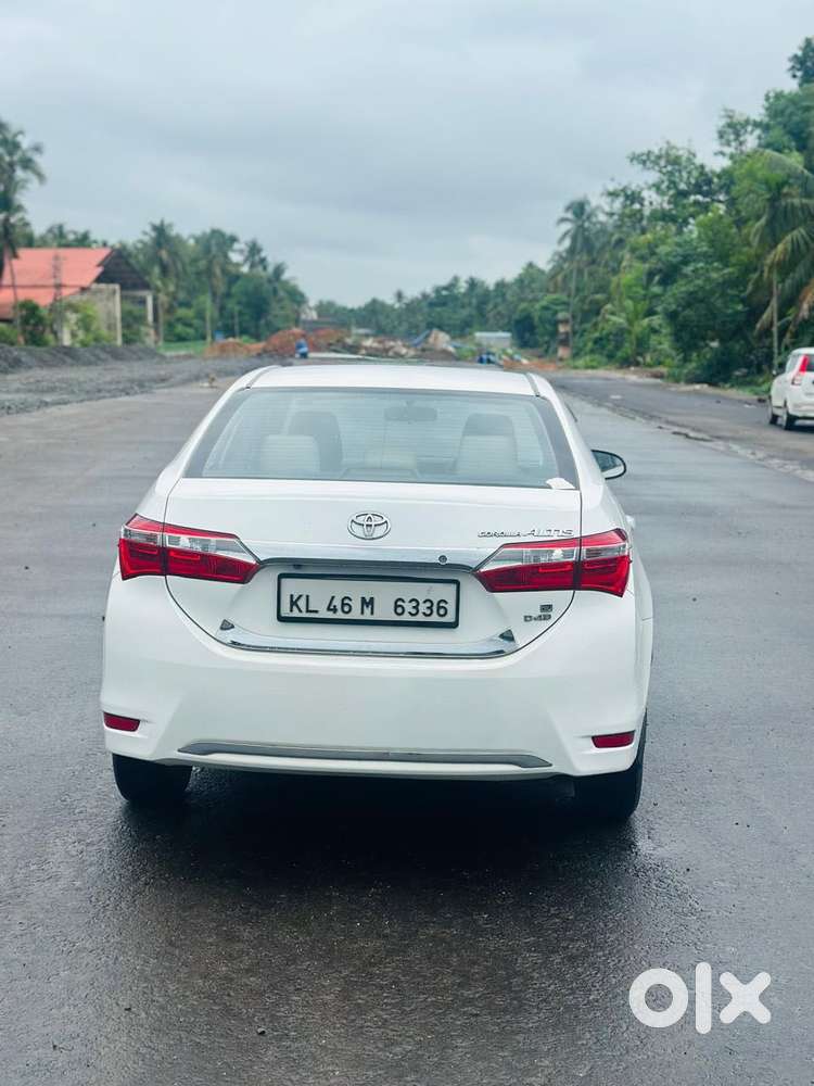Toyota Corolla Altis 1.8 J, 2015, Diesel