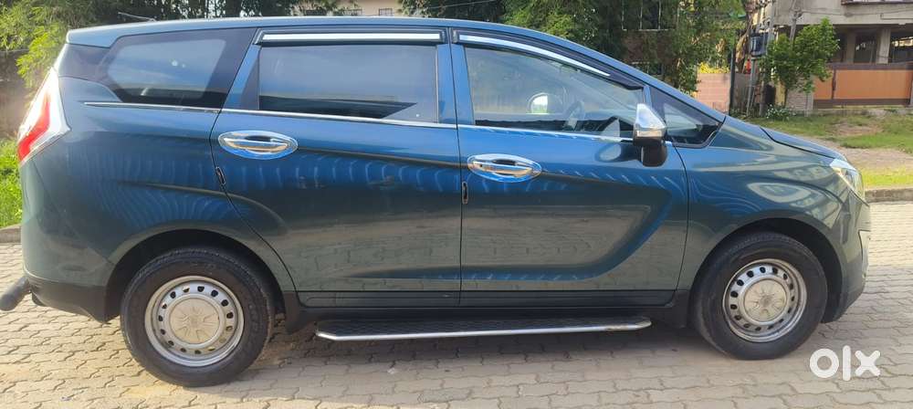 Mahindra Marazzo M2, 2019, Diesel