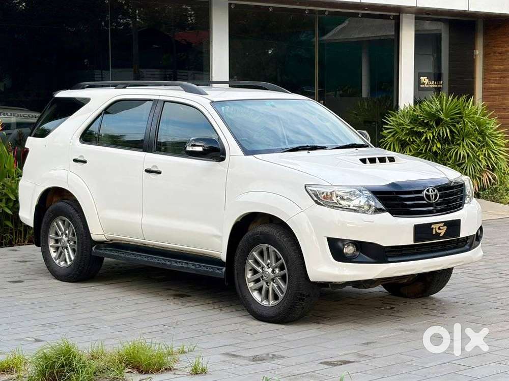 Toyota Fortuner [ ] 3.0 4x4 Mt, 2012, Diesel