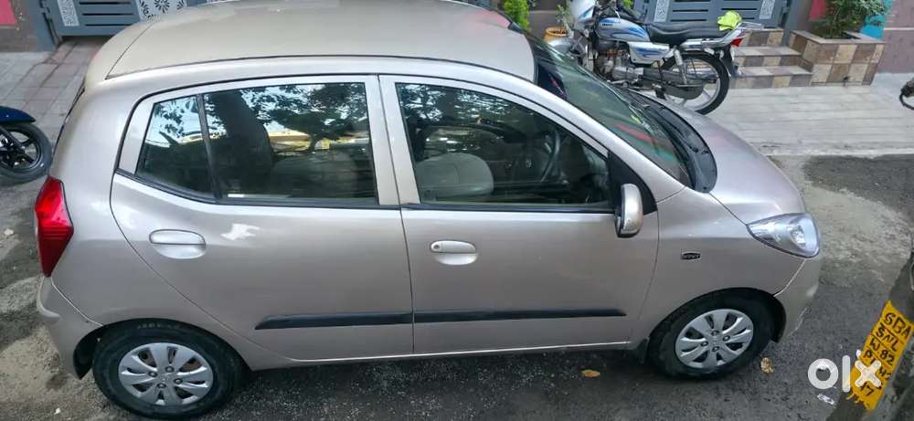 Hyundai I10 2011petrol Well Maintained