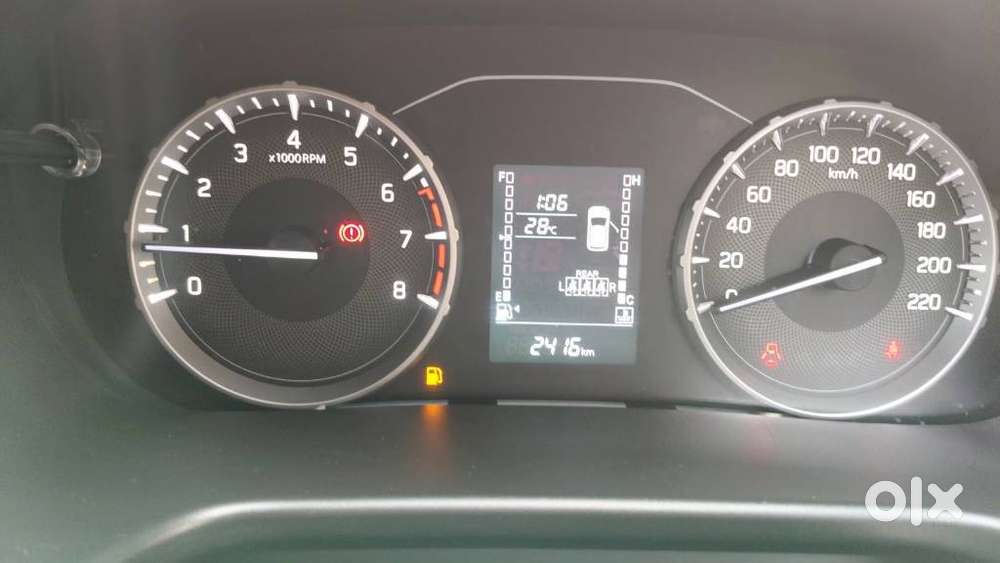 Maruti Suzuki Brezza 1.5 Vxi Smart Hybrid, 2025, Petrol