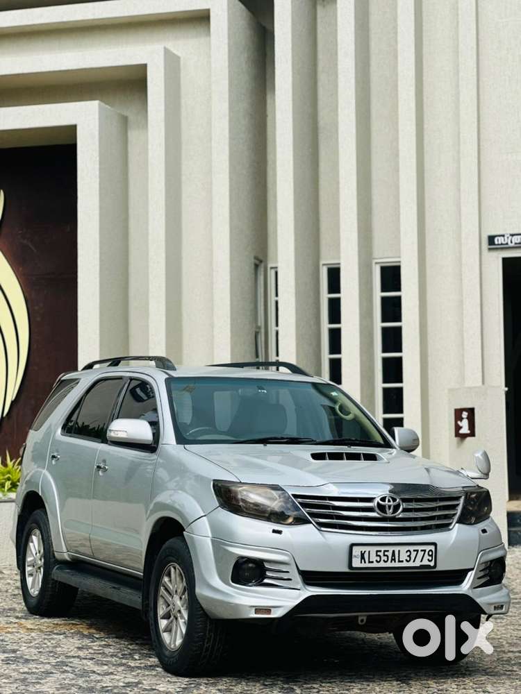 Toyota Fortuner Diesel 2012