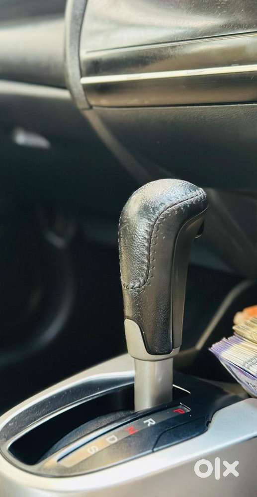 Honda Jazz V Automatic, 2017, Petrol