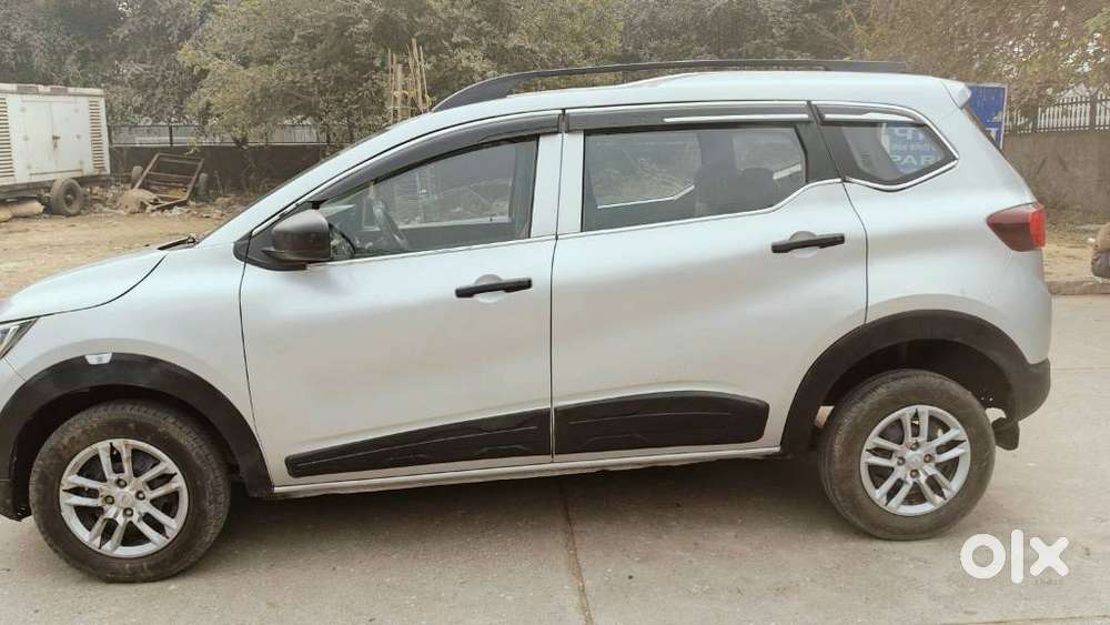 Renault Triber Rxl, 2022, Petrol