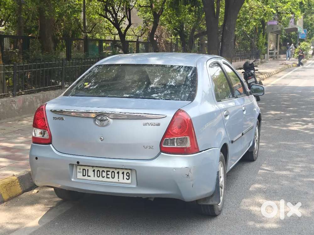 Toyota Etios 2011 Petrol & Cng  Well Maintained