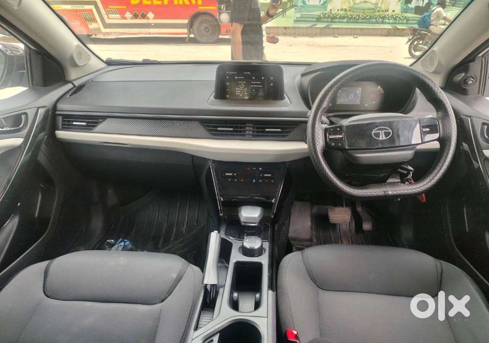 Tata Nexon 1.5 Revotorq Xza Plus Dual Tone Roof Amt (s), 2024, Petro..