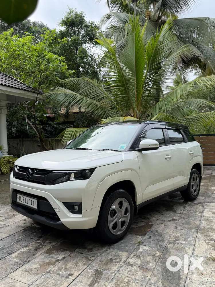 Maruti Suzuki Brezza 2023 Petrol 21000 Km Driven Not Hybrid