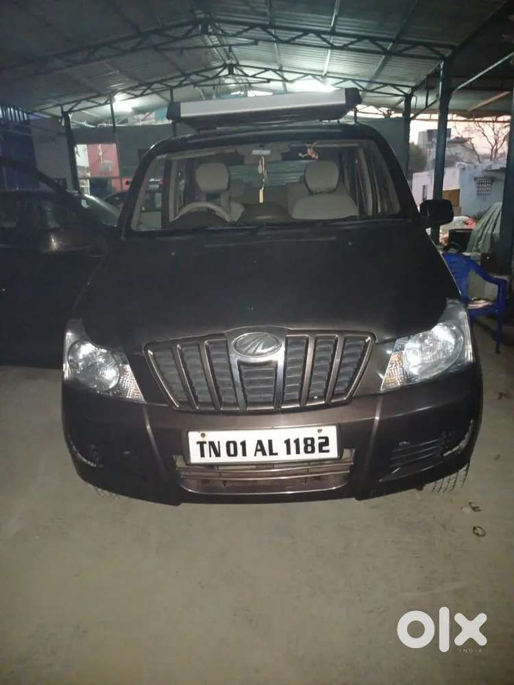 Mahindra Xylo 2010