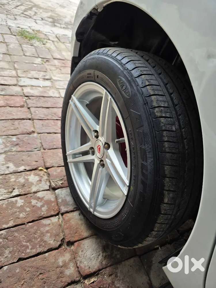 Maruti Suzuki Swift 2020 Only 20000 Km.