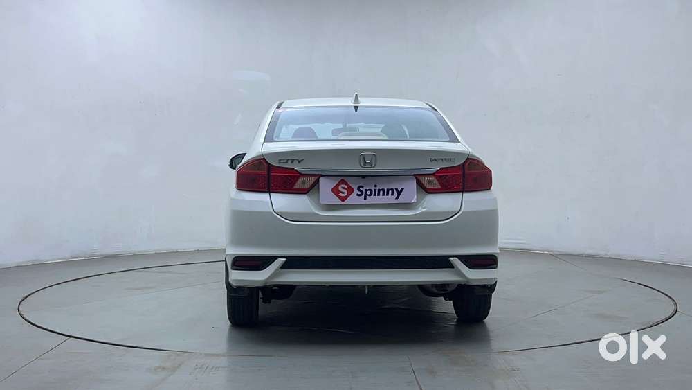 Honda City 1.5 V 4th Gen I-vtec Mt, 2023, Petrol