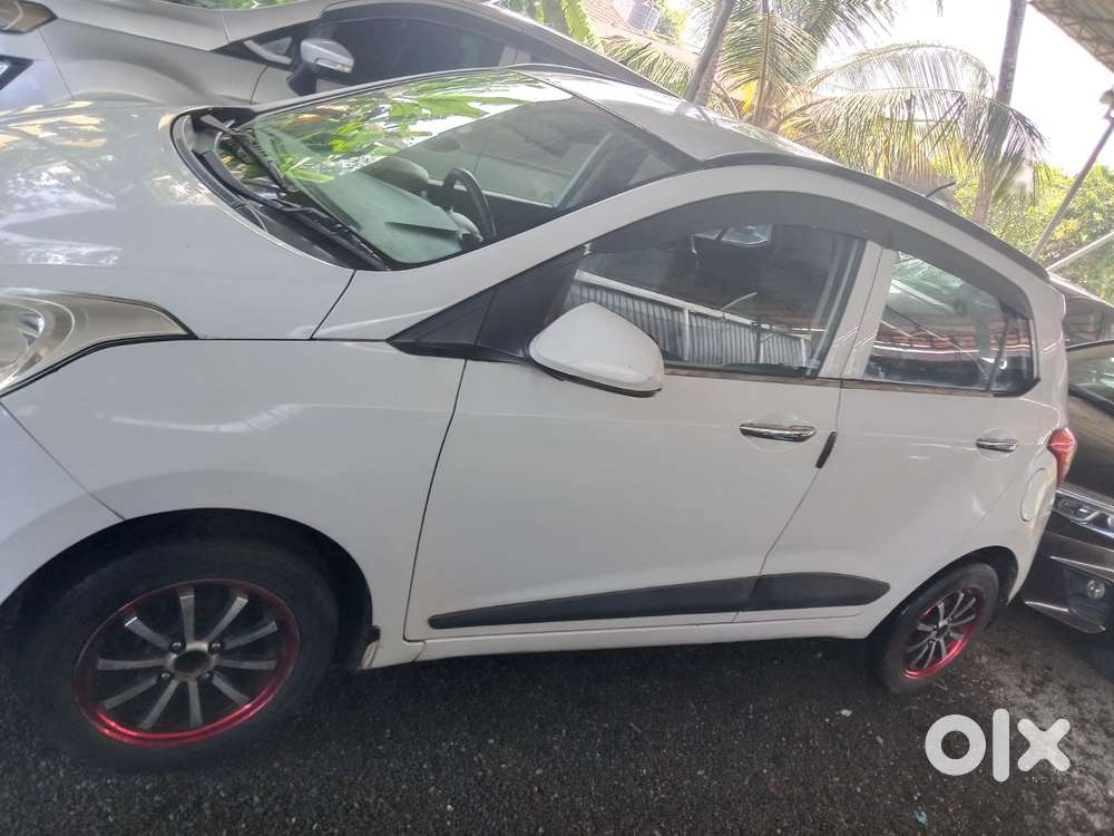 Hyundai Grand I10 Sportz Edition, 2014, Petrol