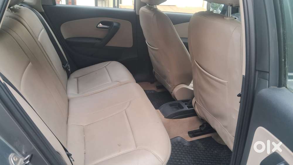 Volkswagen Polo Petrol Highline 1.2l, 2011, Petrol