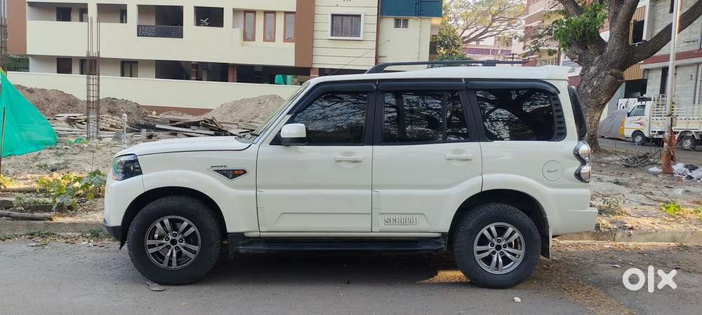 Mahindra Scorpio Diesel 2016