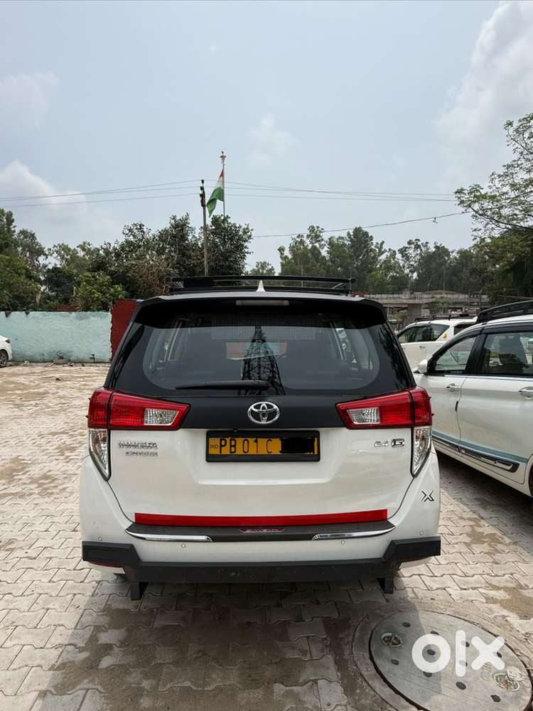 2022 Toyota Innova Crysta
