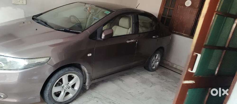Honda City Petrol Automatic 2011 Variant