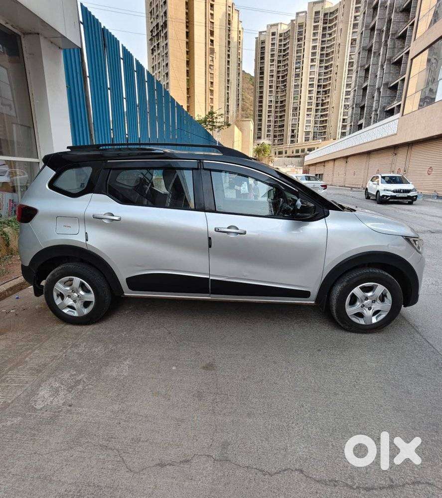 Renault Triber Rxt, 2022, Petrol