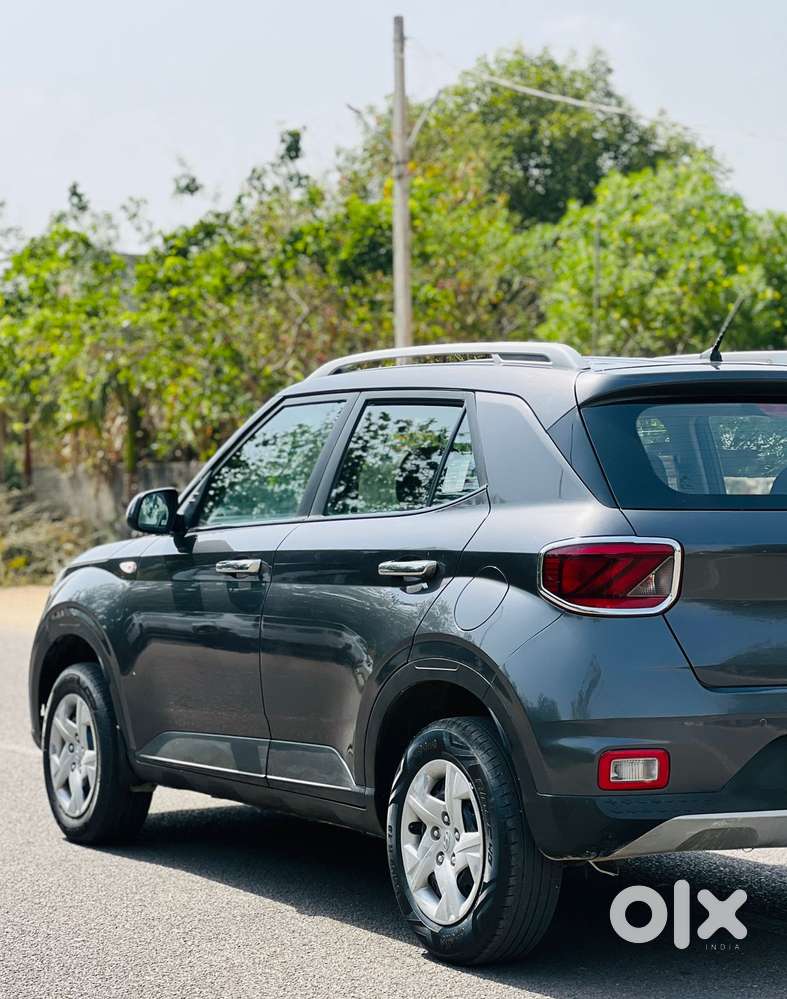 Hyundai Venue S Mt 1.2 Kappa, 2022, Petrol
