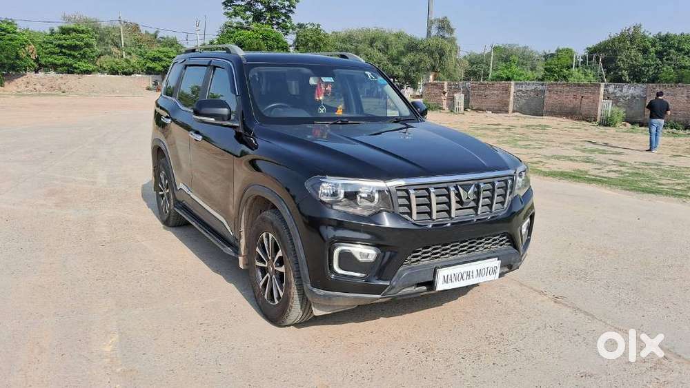 Mahindra Scorpio-n 2.0 Z2 Petrol Mt 7 Str, 2025, Petrol