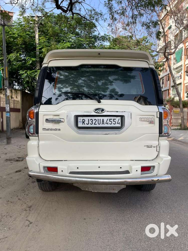 Mahindra Scorpio S10 8 Seater, 2015, Diesel
